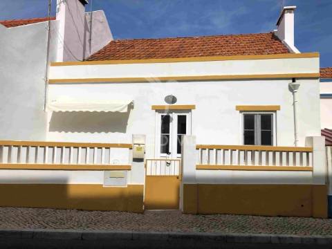 Moradia t3 no centro de grândola