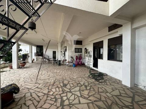 Moradia/quintinha t6- santarém