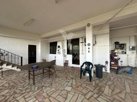 Moradia/quintinha t6- santarém