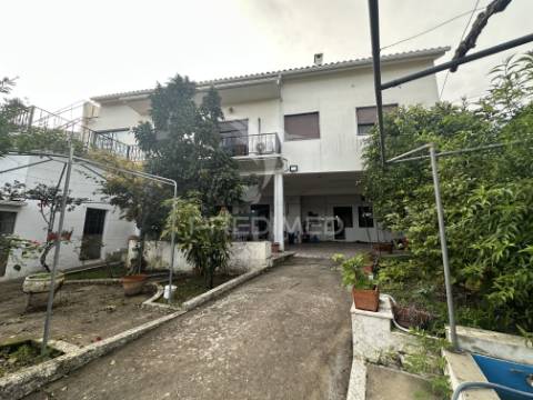 Moradia/quintinha t6- santarém