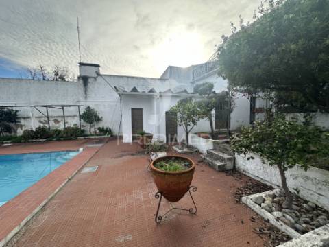 Moradia/quintinha t6- santarém