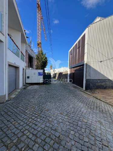 Terreno com 213 m2 em real, braga