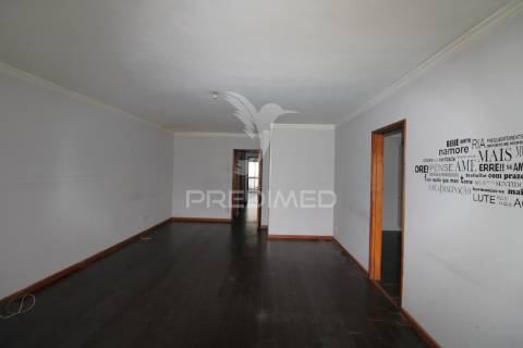 T2 com varanda, terraço e  lugar de garagem em zona aru – são mamede de infesta