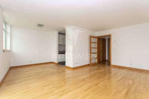 Apartamento duplex t2 parque das nações . lisboa