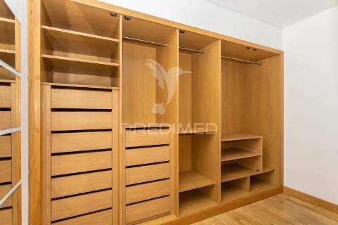 Apartamento duplex t2 parque das nações . lisboa