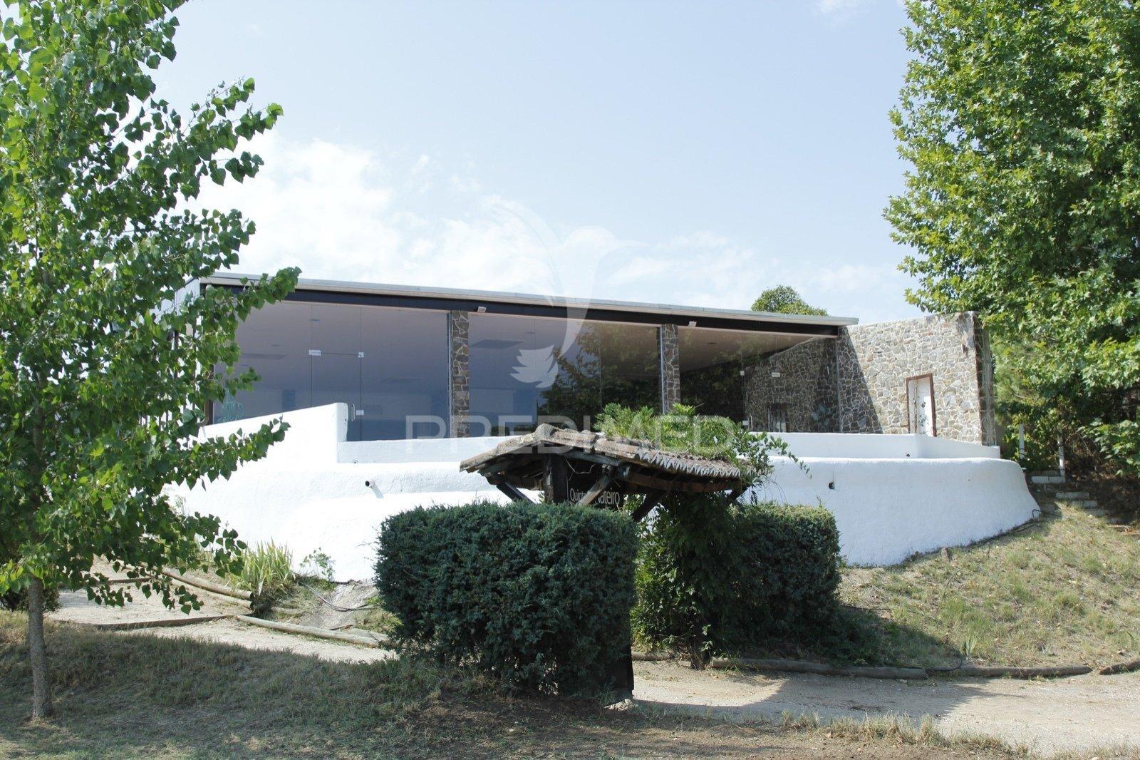 Quinta para eventos, com moradia t3, junto ao tejo em alvega