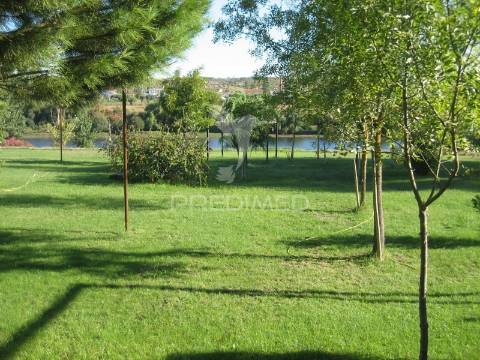 Quinta para eventos, com moradia t3, junto ao tejo em alvega