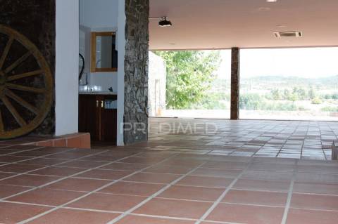 Quinta para eventos, com moradia t3, junto ao tejo em alvega