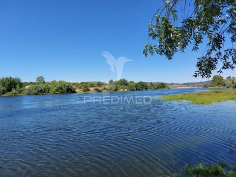 Quinta para eventos, com moradia t3, junto ao tejo em alvega