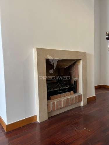 Apartamento t2 em creixomil com garagem