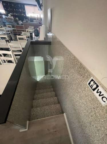 Trespasse de restaurante em milheirós