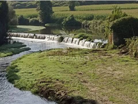 Casa em xisto para restauro
