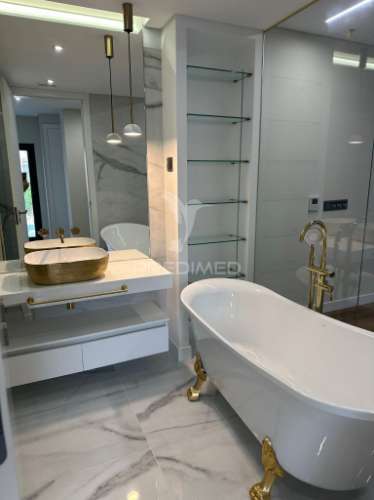 Moradia t3 contemporânea de elevada qualidade, com design distinto e jardim paisagístico