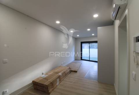 T1 novo com terraço e e estacionamento privativo em alfena