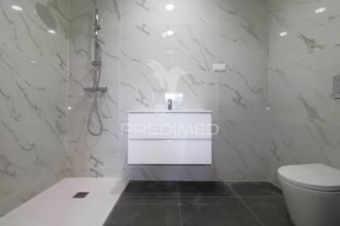 T1 novo com terraço e parqueamento em alfena