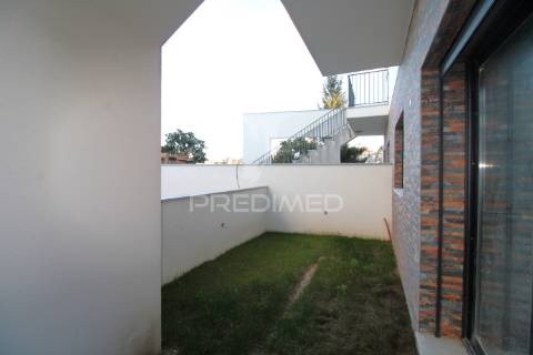 T0 novo com terraço em alfena