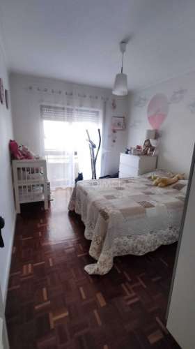 Apartamento t2 com garagem fechada – rio tinto