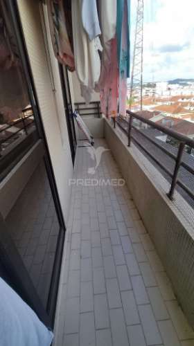 Apartamento t2 com garagem fechada – rio tinto