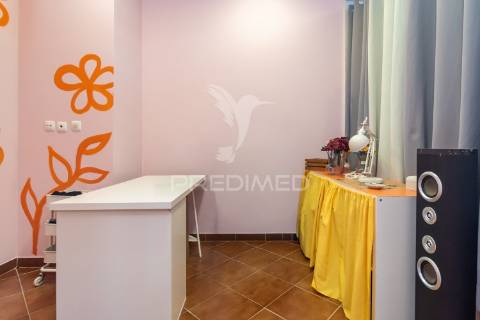 Loja comercial à venda - boa localização - quinta do conde.