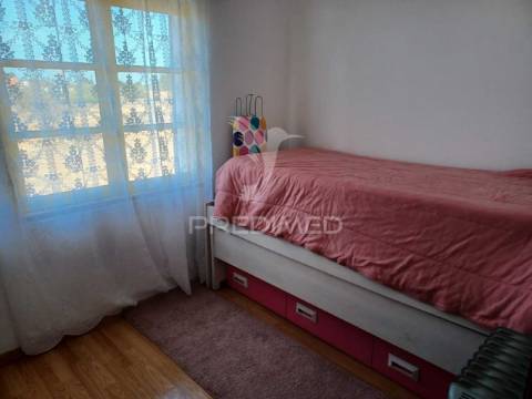 Moradia t2+1 a poucos minutos da praia