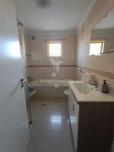 Moradia t2+1 a poucos minutos da praia