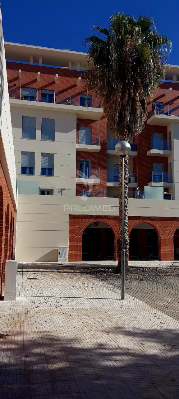 Apartamento -rua doutora paula calado nº 3 -emp. rainha cláudia-elvas