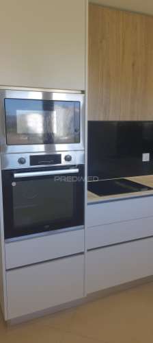 Apartamento -rua doutora paula calado nº 3 -emp. rainha cláudia-elvas