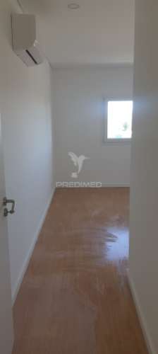 Apartamento -rua doutora paula calado nº 3 -emp. rainha cláudia-elvas