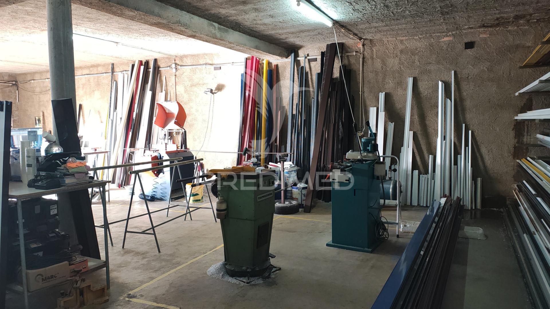 Transpasse de negócio de alúminios &pvc