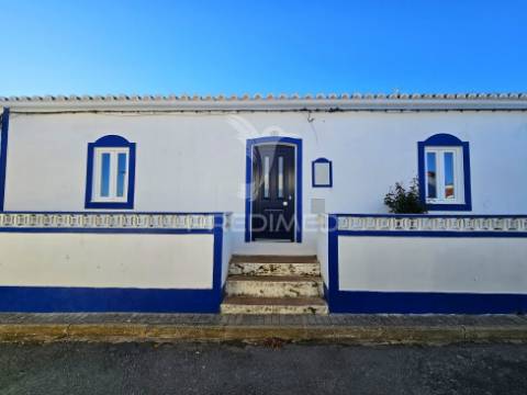 Moradia t3 em santa bárbara, castro verde