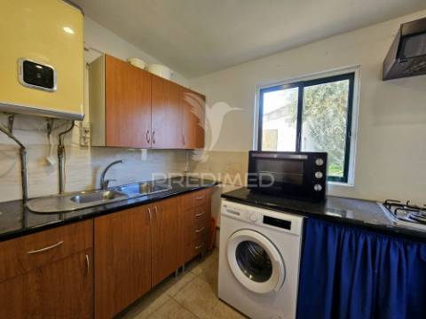 Moradia t3 em santa bárbara, castro verde