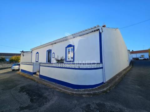 Moradia t3 em santa bárbara, castro verde