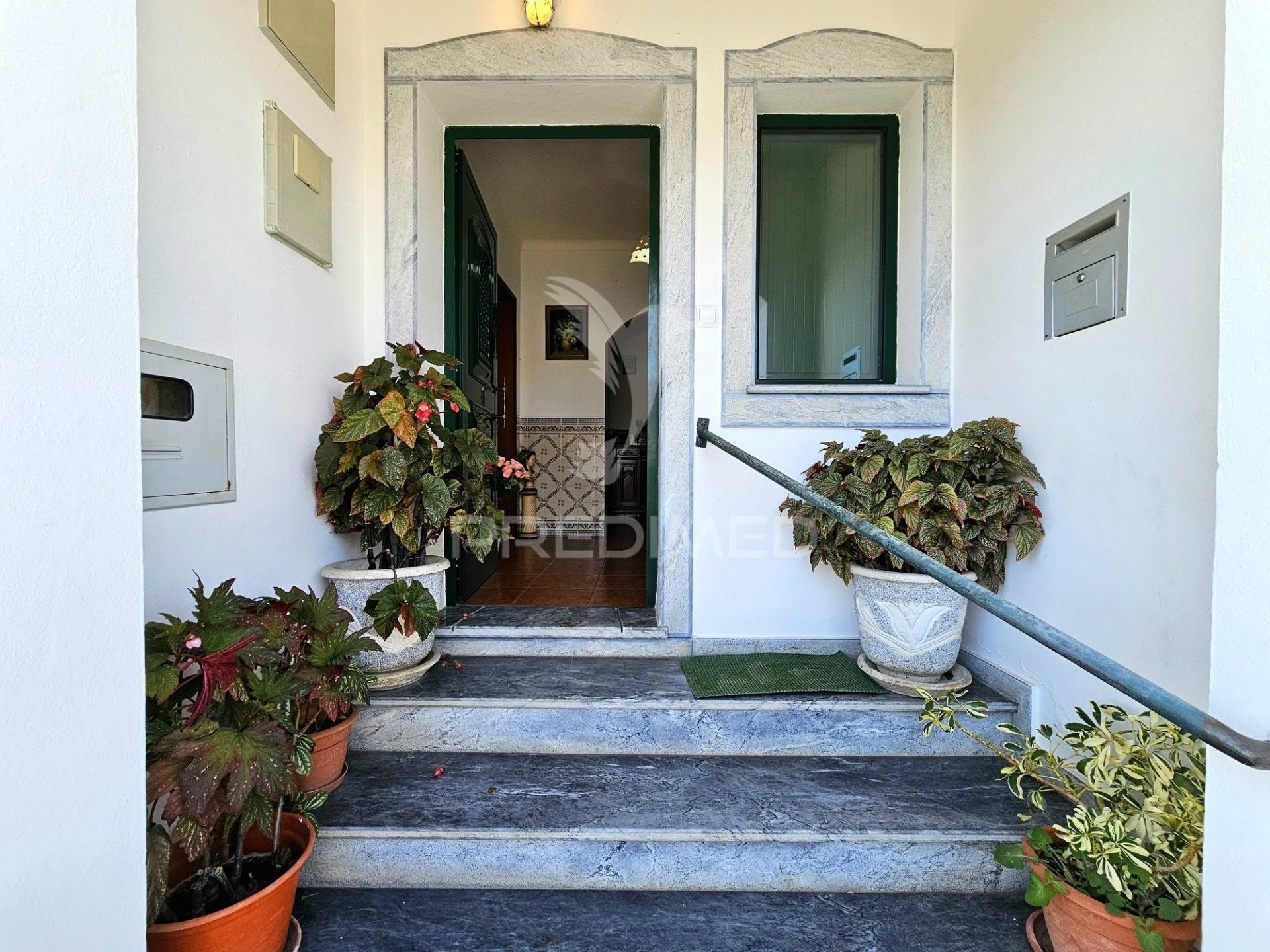 Moradia térrea t3 em casével, castro verde