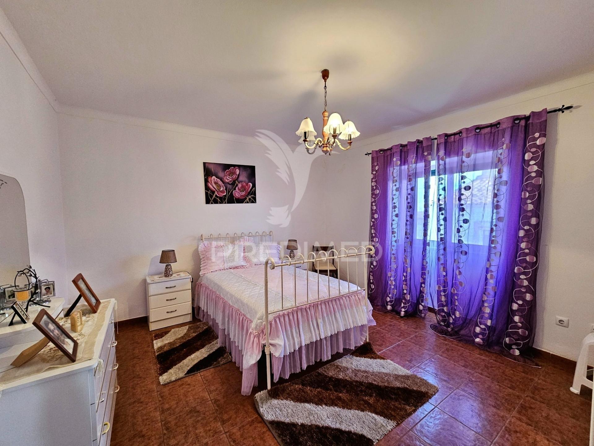 Moradia térrea t3 em casével, castro verde