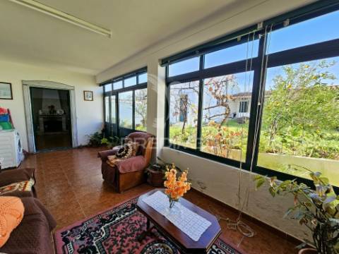 Moradia térrea t3 em casével, castro verde