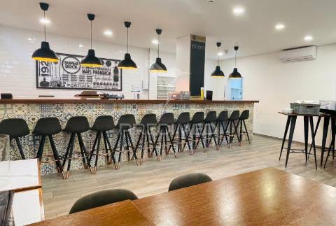 Restaurante com 130 lugares e 260 m2, em sines