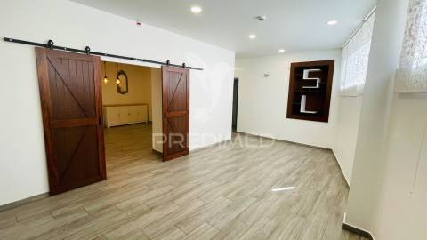 Restaurante com 130 lugares e 260 m2, em sines