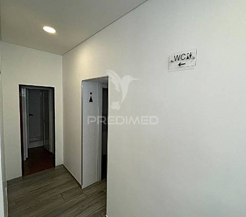 Restaurante com 130 lugares e 260 m2, em sines