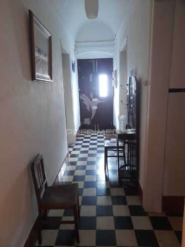 Moradia t5 em pias com quintal e garagem