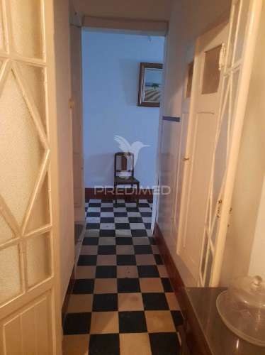 Moradia t5 em pias com quintal e garagem