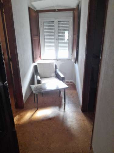 Moradia t5 em pias com quintal e garagem