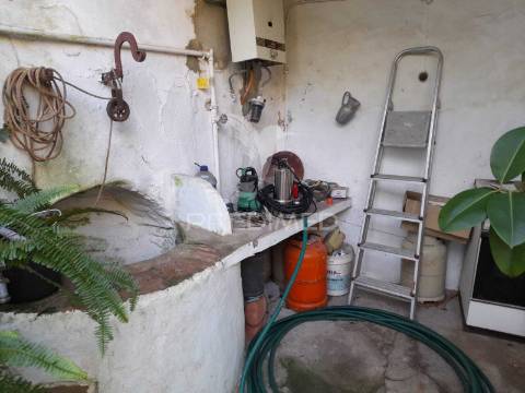 Moradia t5 em pias com quintal e garagem