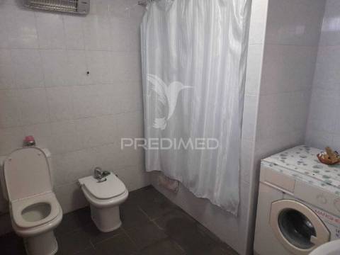 Moradia t5 em pias com quintal e garagem