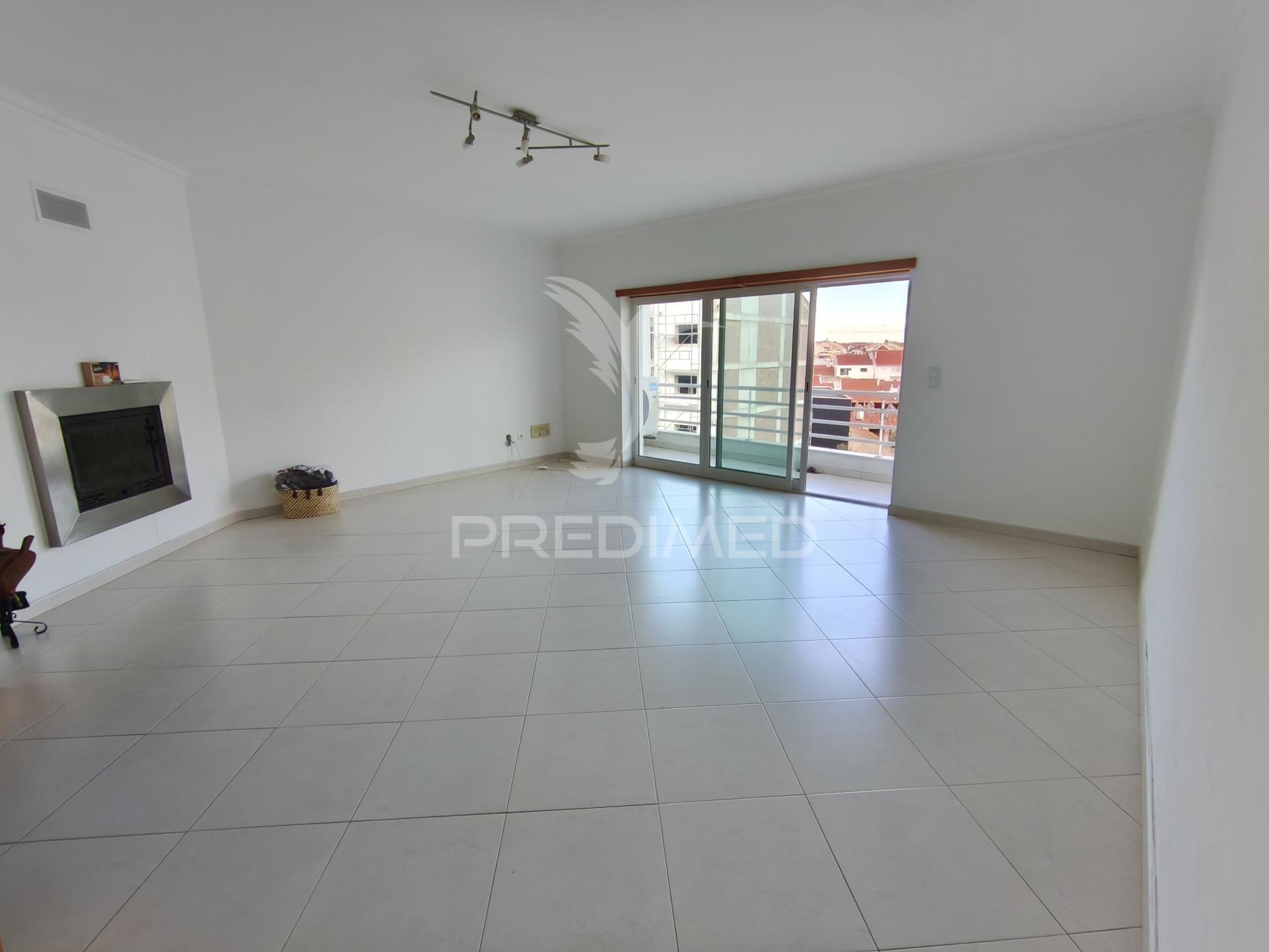 Apartamento t3 à venda no montijo – conforto, localização e qualidade de vida!