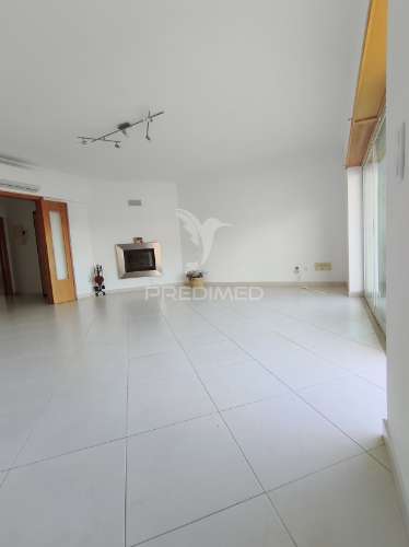 Apartamento t3 à venda no montijo – conforto, localização e qualidade de vida!