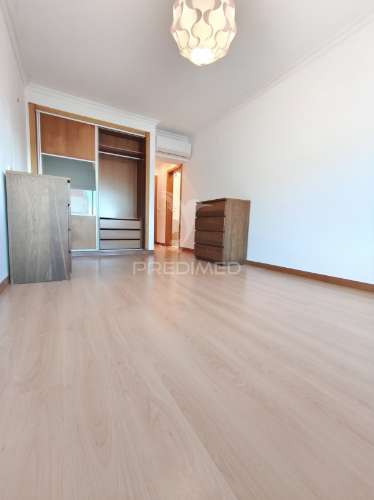 Apartamento t3 à venda no montijo – conforto, localização e qualidade de vida!