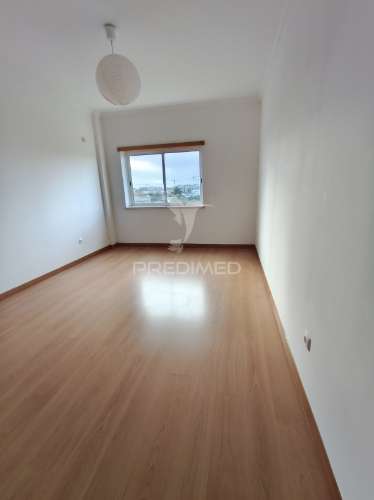 Apartamento t3 à venda no montijo – conforto, localização e qualidade de vida!