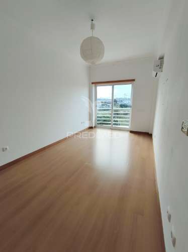 Apartamento t3 à venda no montijo – conforto, localização e qualidade de vida!