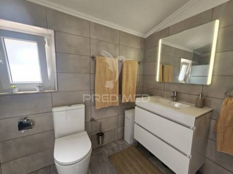 Moradia renovada em santa bárbara de padrões