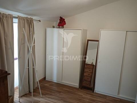 Moradia renovada em santa bárbara de padrões